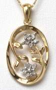 Diamond Pendant & Chain in Yellow Gold