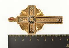 18K Yellow Gold Ornate Scrollwork Masonic Black Enamel Cross Pendant