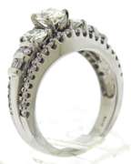 Glowing 2.25cts Diamond Wedding Ring
