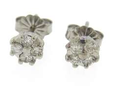 Nice 18kt Diamond Flower Stud Earrings