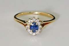 Exquisite Natural Sapphire & Diamond Ring in 14k
