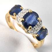 Attractive 3 Sapphire Ring