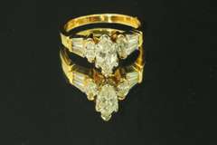 Flashy Diamond Ring in 14k