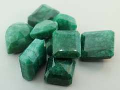 Huge 921.5ct 9 piece Emerald parcel