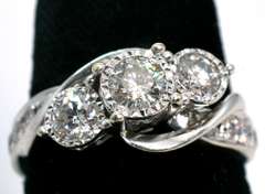 Glittering Diamond Ring in 14KT White Gold