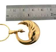 Graceful 18kt Gold Swan Pendant and Chain