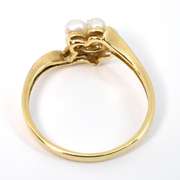 Dainty Pearl Cluster Ring