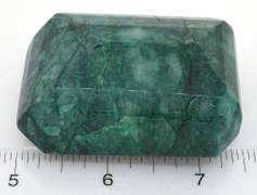 Tremendous 738.3CT Emerald