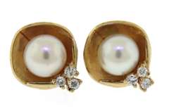 Elegant 14kt YG Pearl & Diamond Earrings