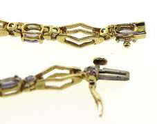Pretty Yellow Gold Blue Topaz Bracelet