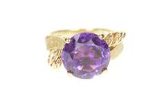 14K Yellow Gold 1960's Retro Amethyst Loop Bypass Cocktail Ring