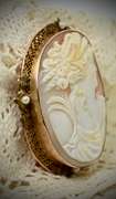 Beautifully Carved 10K Vintage Cameo
