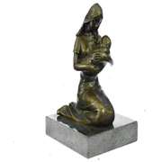 Breast Feeding Mother Baby Nursing Infant Bronze Statue