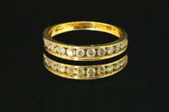 Gleaming Diamond Band in 10k