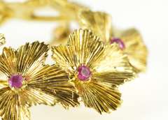 10K Yellow Gold Retro Syn. Ruby Leaf Wreath Statement Pin/Brooch