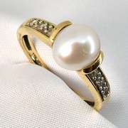 Stylish Freshwater Pearl Ring
