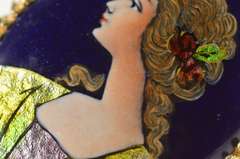 14K Yellow Gold French Ceramic Painted Lady Pearl Halo Pendant/Pin