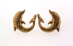 Pretty 14kt yellow gold dolphin stud earrings