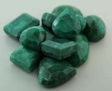 Huge 1,055ct 12 piece Emerald parcel