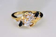 Luxurious Sapphire & Diamond Ring in 14k