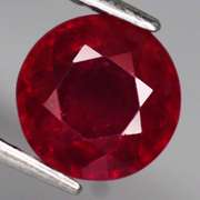 Gorgeous deep red 2.53ct Ruby solitaire