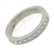 Stunning 18kt WG Round Cut Diamond Band