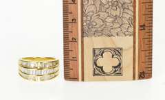 18K Yellow Gold Flashy Diamond Baguette Fashion Graduated Ring