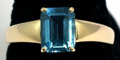 14KT Yellow Gold Blue Topaz Ring