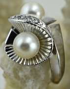 Captivating 14K White Gold Double Pearl Ring