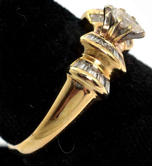 Classy 0.40CTW Marquise & Baguette-Cut Diamond Ring in Yellow Gold