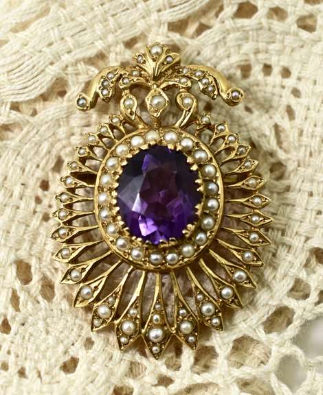 Stunning Antique Amethyst and Seedpearl 14K Brooch