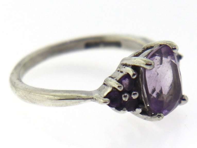 Sterling Silver Amethyst Ring