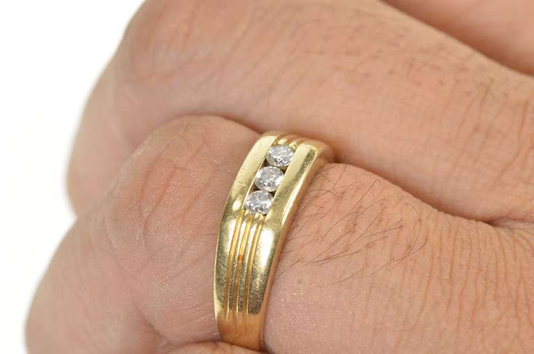 14K Yellow Gold Classic Men's Diamond Grooved Wedding Band Ring