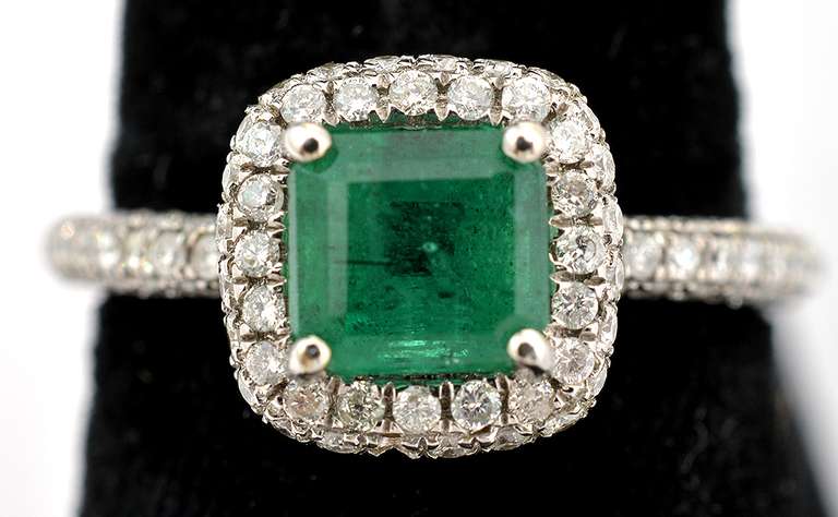 14K White Gold Emerald & Diamond Ring