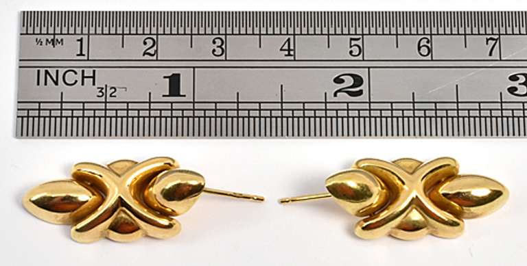 Fashionable Italian Made 18k Earrings
