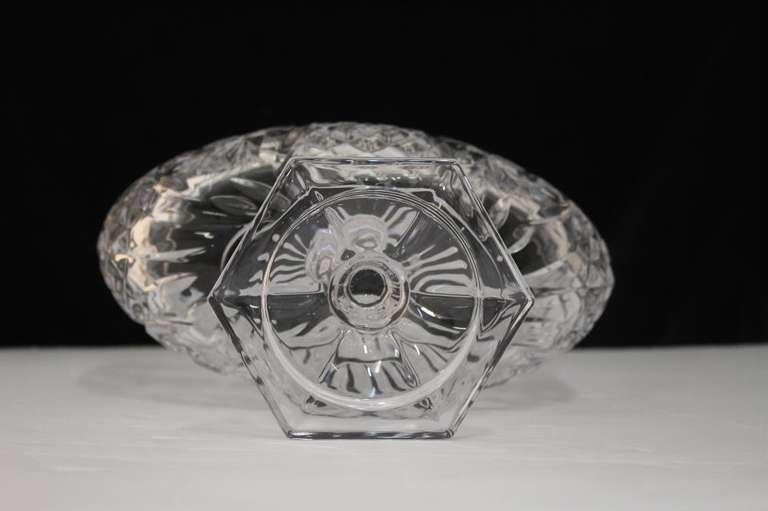 Open Bowl on Pedestal