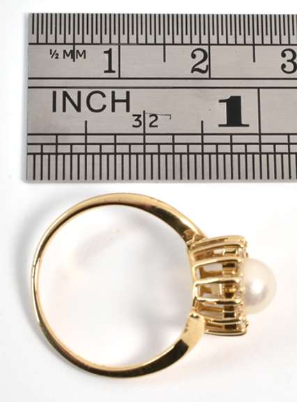 Feminine Pearl and Diamond Ring