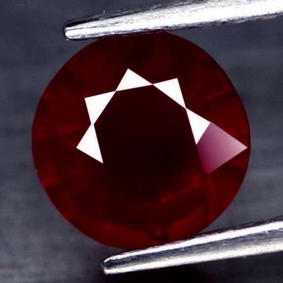 Gorgeous deep red 2.02ct Ruby solitaire