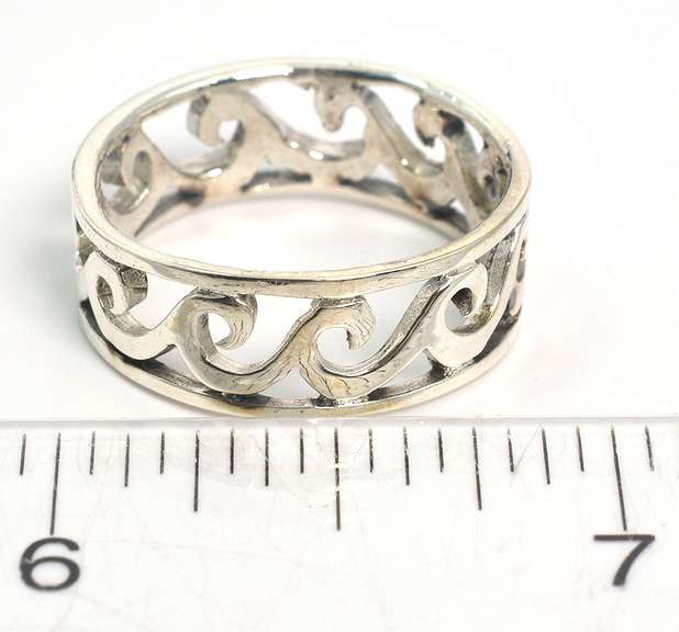 Wonderful Sterling Silver Wave Ring