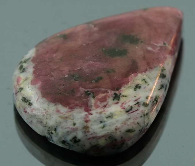 Gorgeous 27ct Ruby in Zoisite cabochon
