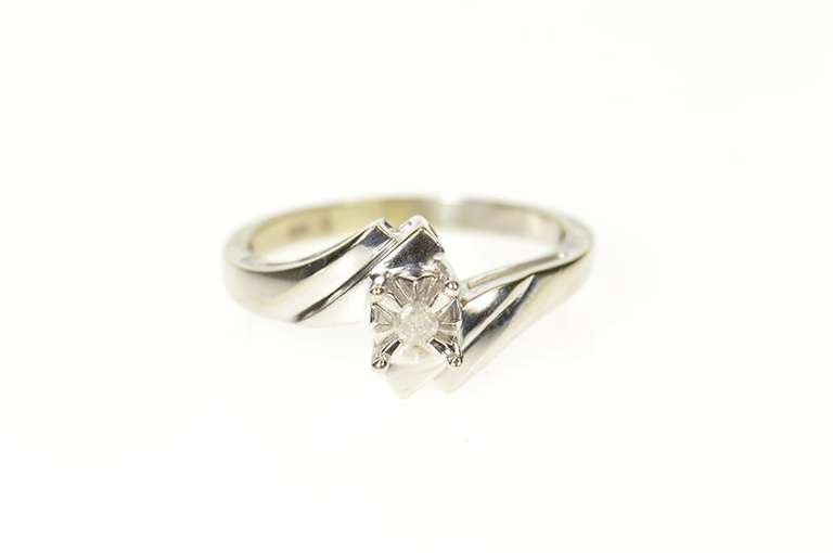 10K White Gold Diamond Solitaire Retro Bypass Promise Ring