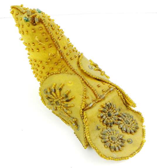 1909 Native American Indian Figural Bird Pin Cushion
