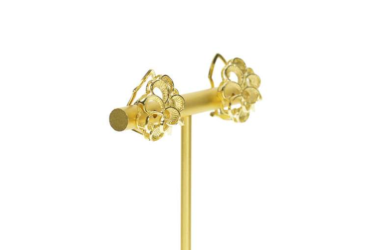 14K Yellow Gold Retro Scalloped Petal Statement Clip Back Earrings