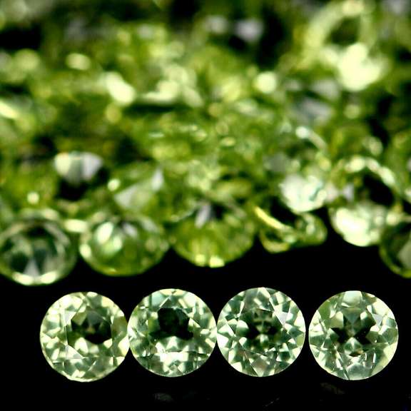 Brilliant 5.31ct set of matched diamond cut Peridot