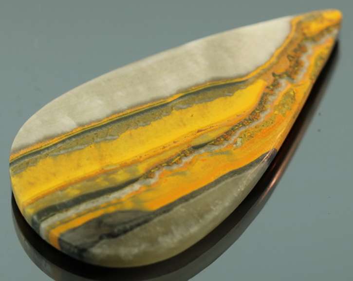 Huge! 48ct collectors Bumble bee Jasper