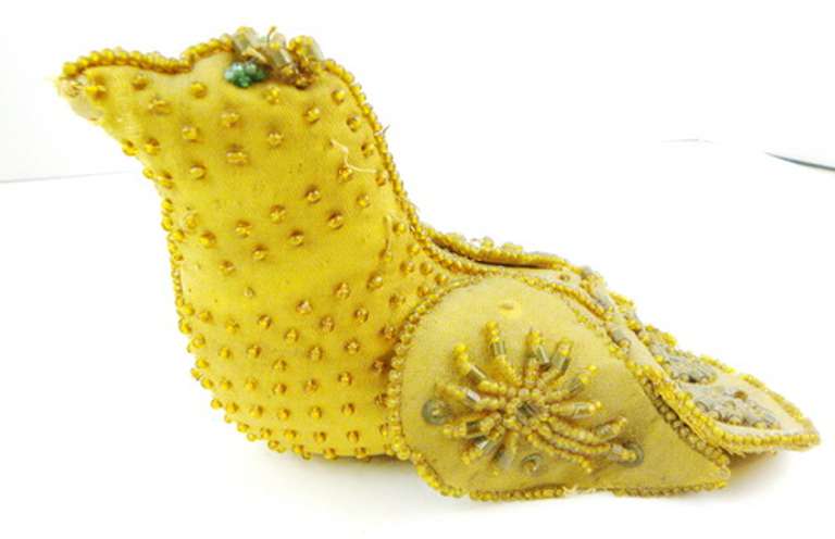 1909 Native American Indian Figural Bird Pin Cushion
