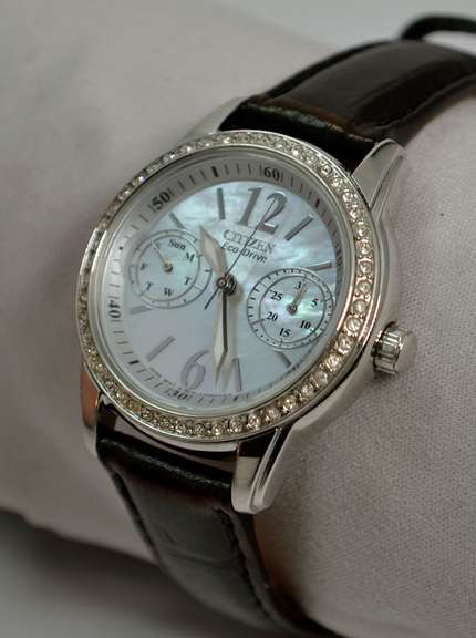 Ladies Citizen Eco Drive, MOP, Day Date