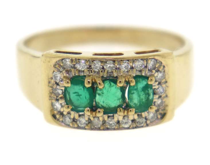 Fabulous 14kt Yellow Gold Emerald & Diamond Halo Ring
