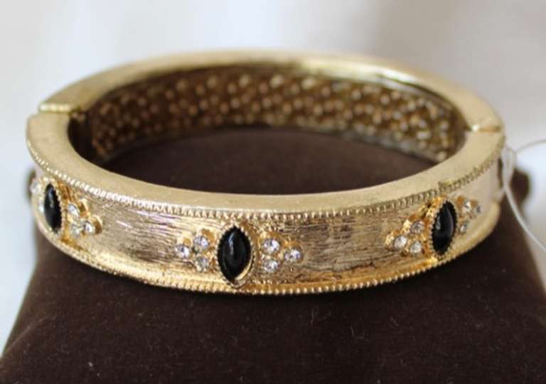 An Eye Catching Golden Color Bracelet
