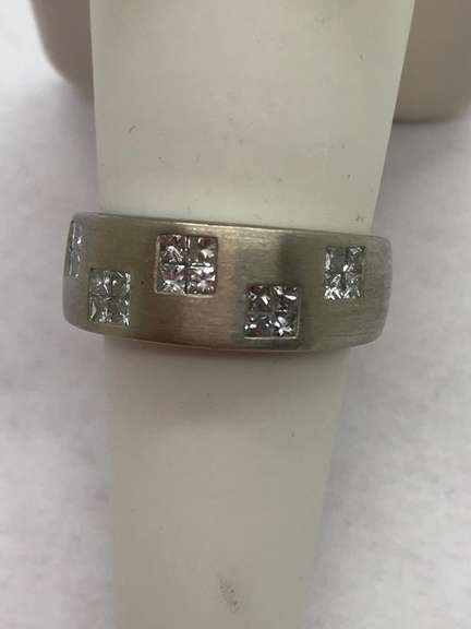 Ladies 14K Princess Cut Diamond Brushed Band